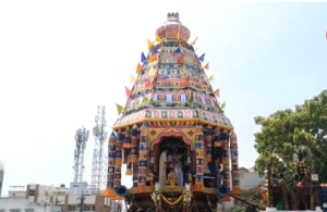 கோவை, கோனியம்மன் கோவிலில் திருக்கல்யாண நிகழ்ச்சி நேற்று நடைபெற்றது. இதனைத் தொடர்ந்து இன்று தேரோட்டம் நடைபெற்று வருகிறது இதில் ஏராளமான பக்தர்கள் சாமி தரிசனம் செய்து வருகின்றனர்.