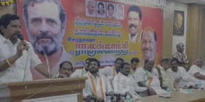 திருவாரூரில் – மாவட்டகாங்கிரஸ் கமிட்டி சார்பில் நடைபெற்ற நிர்வாகிகள் கூட்டத்தில் இளம் தலைவர் ராகுல்காந்தி தேர்தல் பிரச்சாரத்தில் கலந்துகொள்ளும் சென்னை பொதுக்கூட்டத்தில் 3 ஆயிரத்துக்கு மேற்பட்ட காங்கிரஸ் கட்சியினர் கலந்துகொள்ள வேண்டும் உள்ளிட்ட பல்வேறு தீர்மானங்கள் நிறைவேற்றம் …